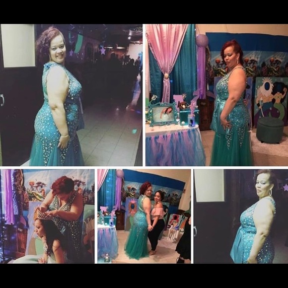 Women’s dress/gown - Picture 1 of 1